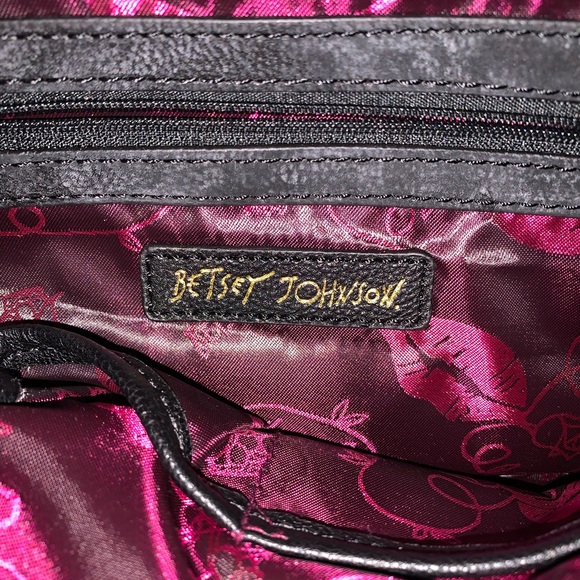 **HOLD/SOLD**Betsey Johnson medium handbag/purse - Picture 9 of 16